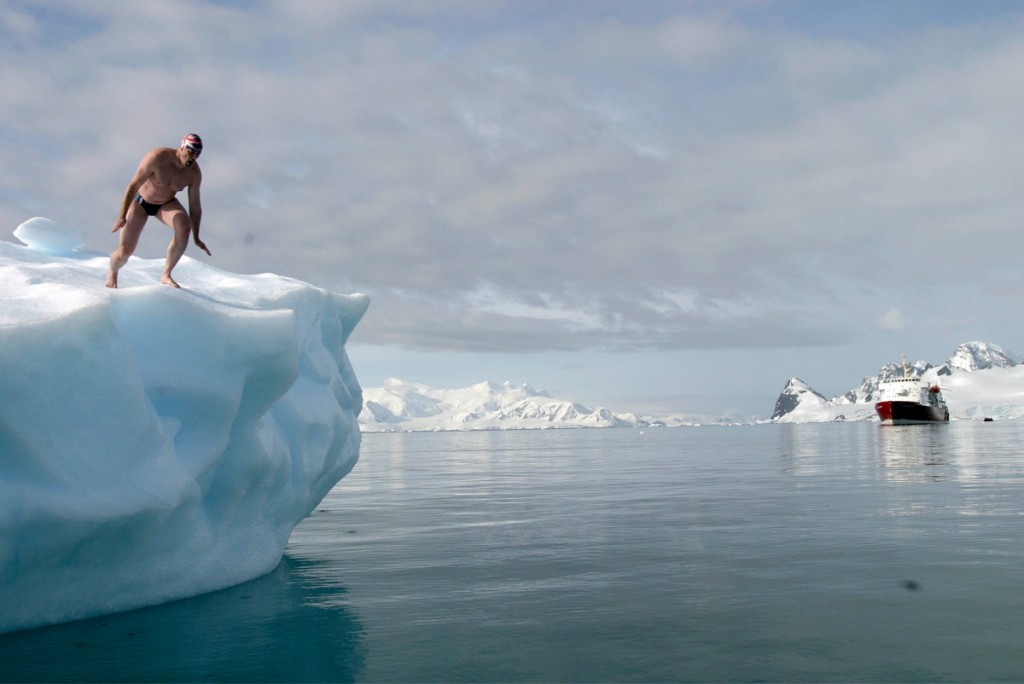 dive-in-glacier